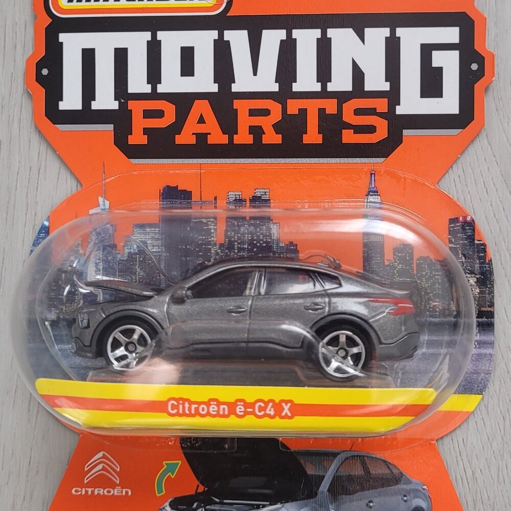 Matchbox Moving Parts 2023 (70 years) - Citroen e-C4 X